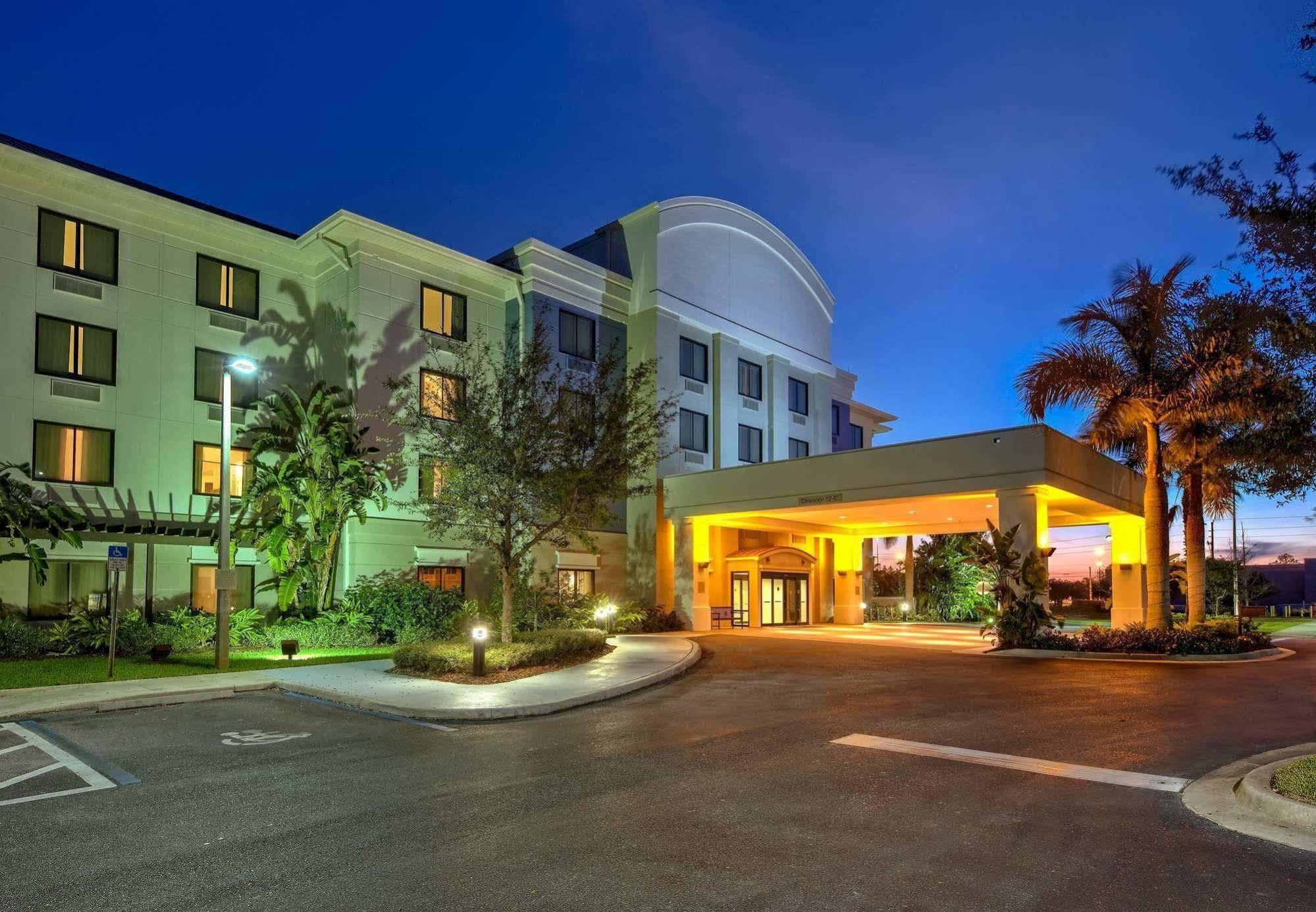 Springhill Suites By Marriott Naples Golden Gate Экстерьер фото
